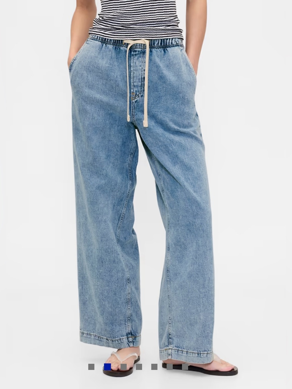 GAP High Rise Pull-On Wide Leg Jeans in Light Wash Size Medium